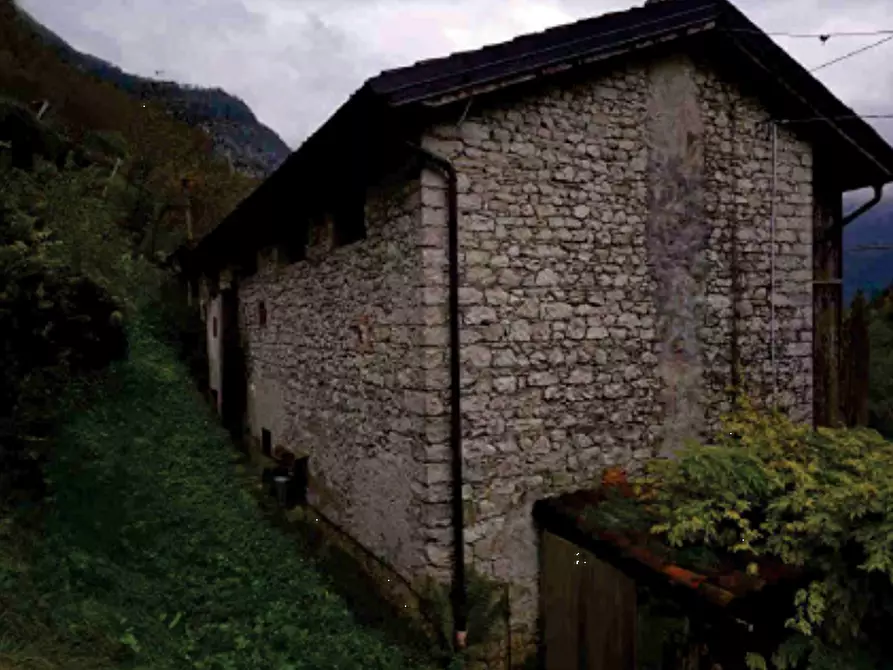Immagine 5 di Casa indipendente in vendita  in Frazione Anzù a Feltre