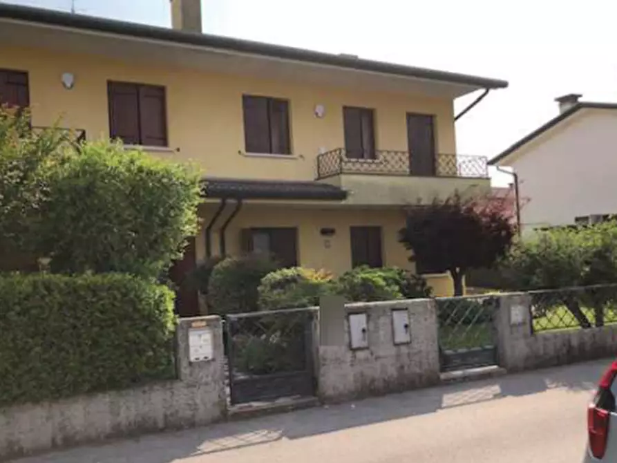 Immagine 5 di Porzione di casa in vendita  in  Via Giacomo Matteotti a Istrana