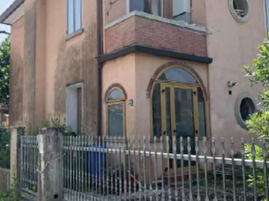 Immagine 14 di Appartamento in vendita  in Via Giulio Pastore a Villorba