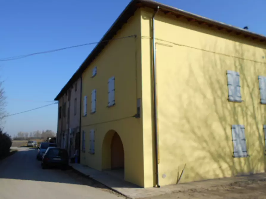 Immagine 1 di Casa indipendente in vendita  in Via GazzolI  a Novi Di Modena