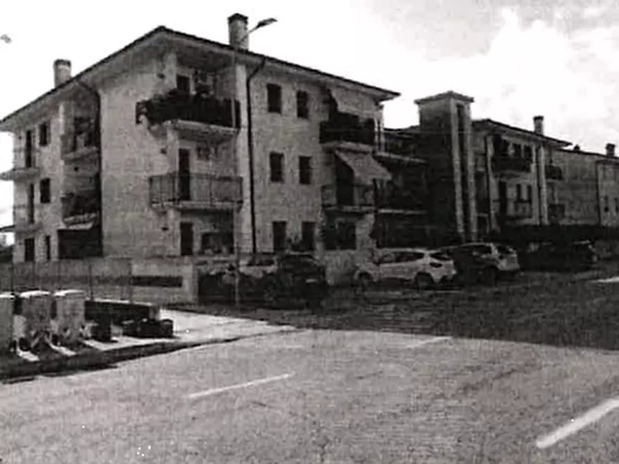 Immagine 5 di Appartamento in vendita  in Via Leonardo da Vinci a Giavera Del Montello