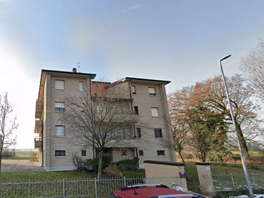 Immagine 4 di Appartamento in vendita  in Via Dei Quercioli a Reggio Nell'emilia