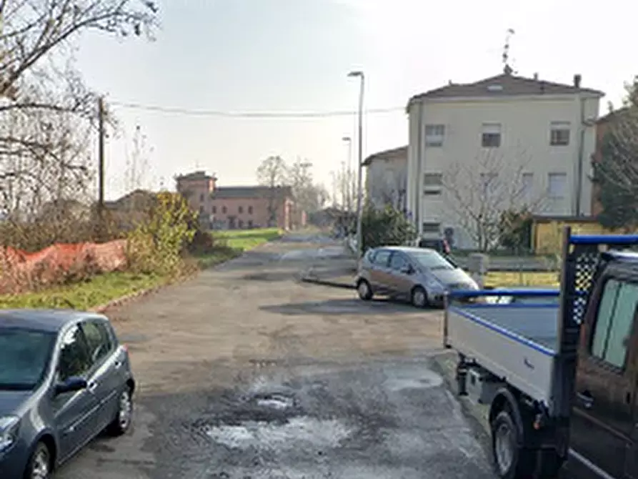 Immagine 9 di Appartamento in vendita  in Via Dei Quercioli a Reggio Nell'emilia