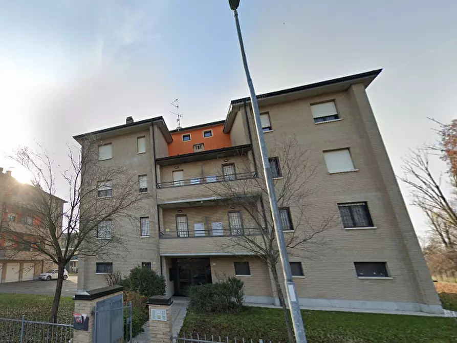 Immagine 15 di Appartamento in vendita  in Via Dei Quercioli a Reggio Nell'emilia