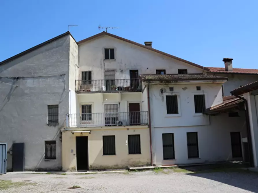 Immagine 2 di Appartamento in vendita  in Via Giarre a Isola Vicentina