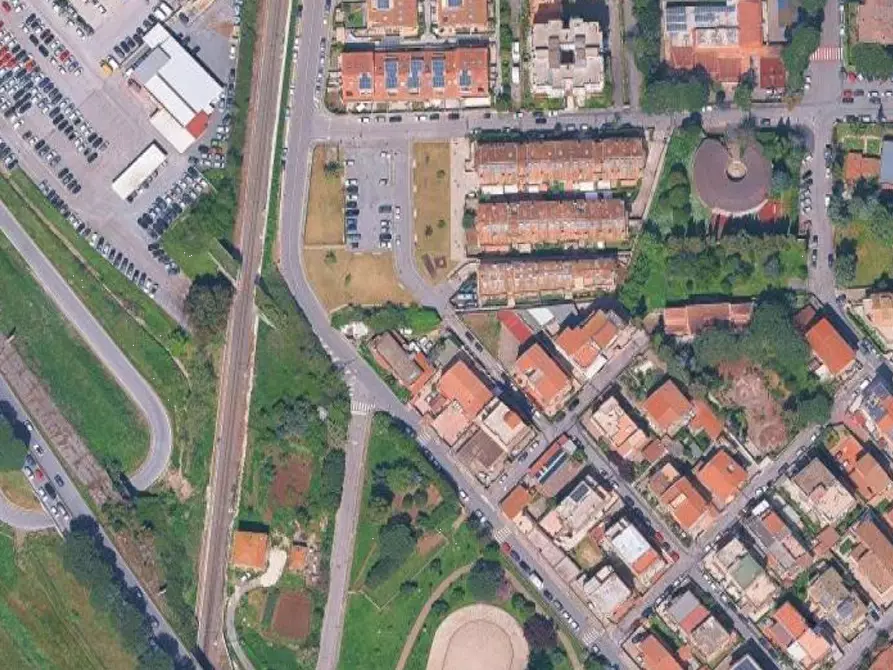 Immagine 5 di Appartamento in vendita  in Via N. Bixio a Marino