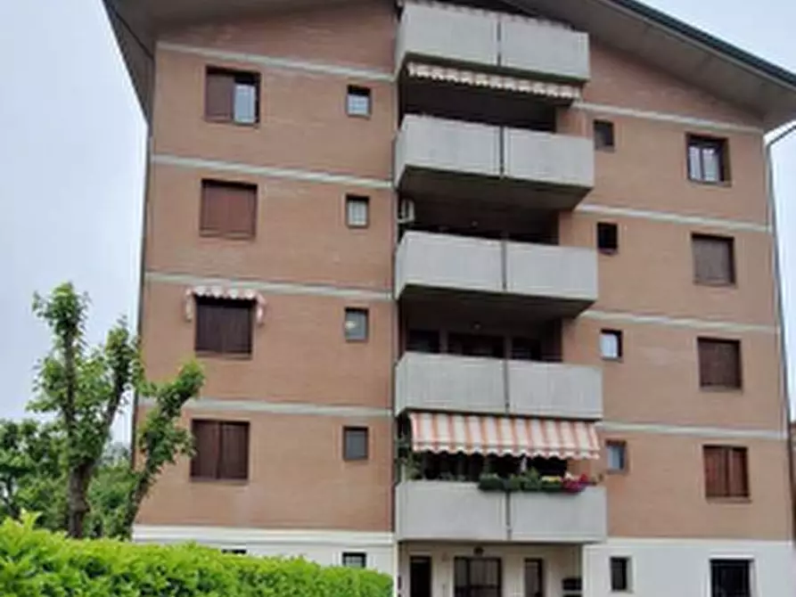 Immagine 8 di Appartamento in vendita  in Via del Cemento a Scandiano