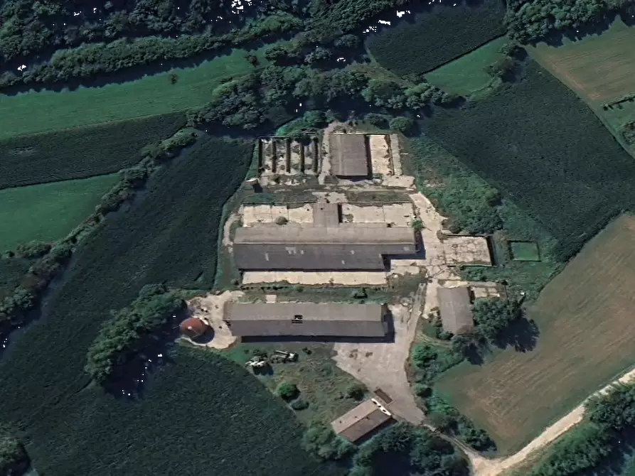 Immagine 26 di Capannone industriale in vendita  in Via Nave a Borgo Valbelluna