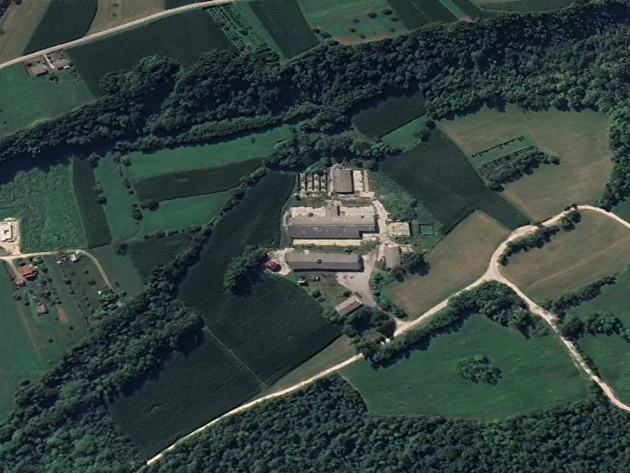 Immagine 11 di Capannone industriale in vendita  in Via Nave a Borgo Valbelluna