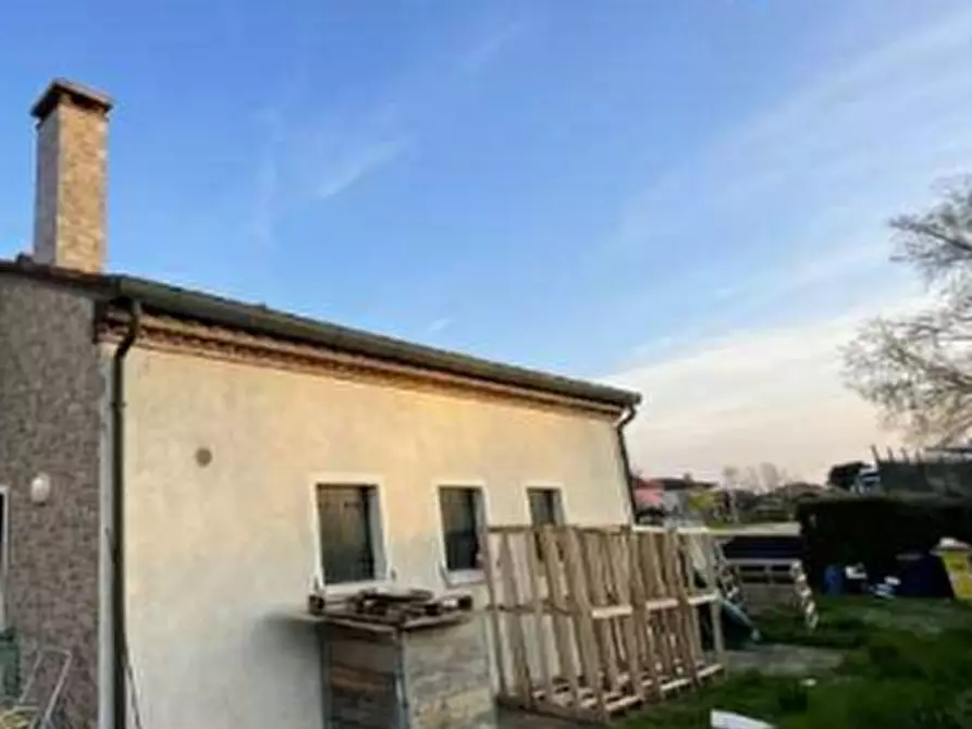 Immagine 15 di Villetta a schiera in vendita  in  Via Chiodo  a Salgareda