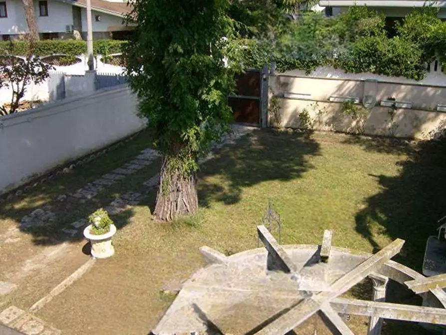 Immagine 3 di Casa bifamiliare in vendita  in Via Ticino a Ardea