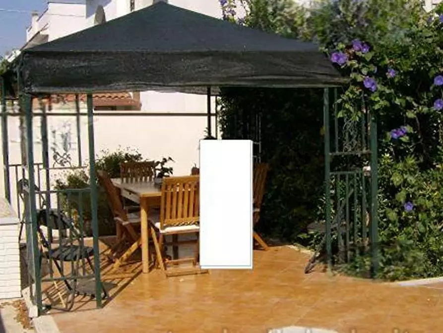 Immagine 5 di Casa bifamiliare in vendita  in Via Ticino a Ardea