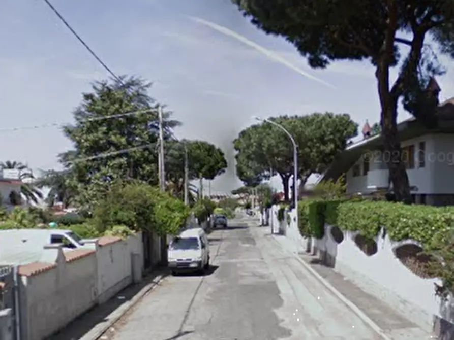 Immagine 10 di Casa bifamiliare in vendita  in Via Ticino a Ardea