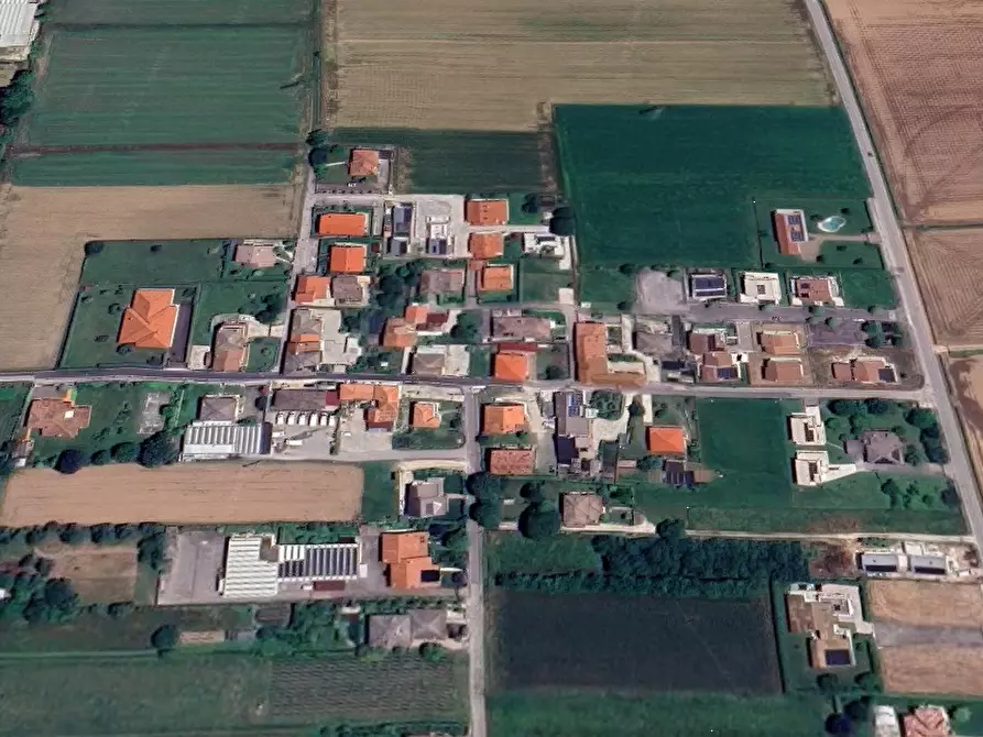 Immagine 11 di Appartamento in vendita  in Via Bressani a Tezze Sul Brenta