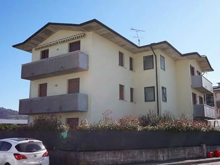 Immagine 4 di Appartamento in vendita  in Via XXV Aprile a Brogliano