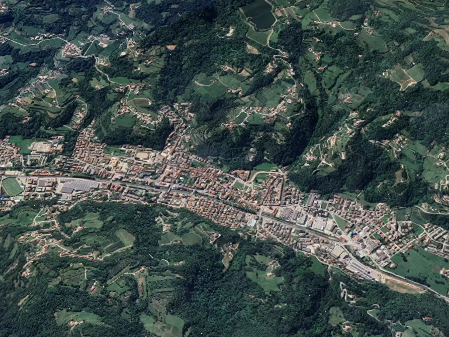 Immagine 11 di Terreno edificabile in vendita  in Via Ludovico Ariosto a Chiampo