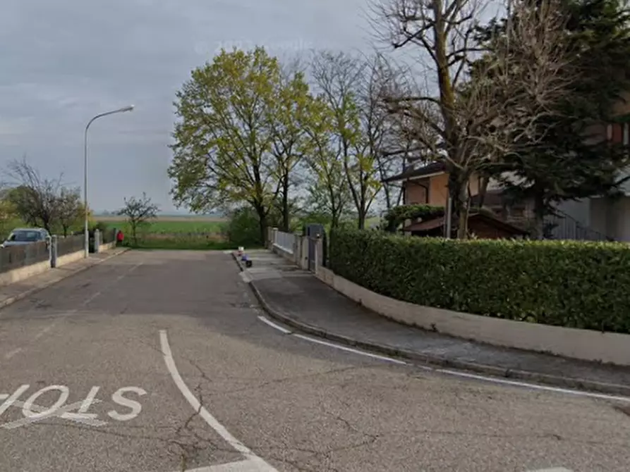 Immagine 21 di Appartamento in vendita  in Via Costrignano a Finale Emilia