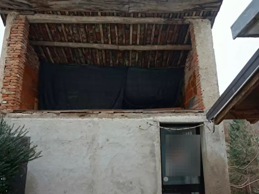 Immagine 13 di Negozio in vendita  in Via Gisbenti a Valli Del Pasubio