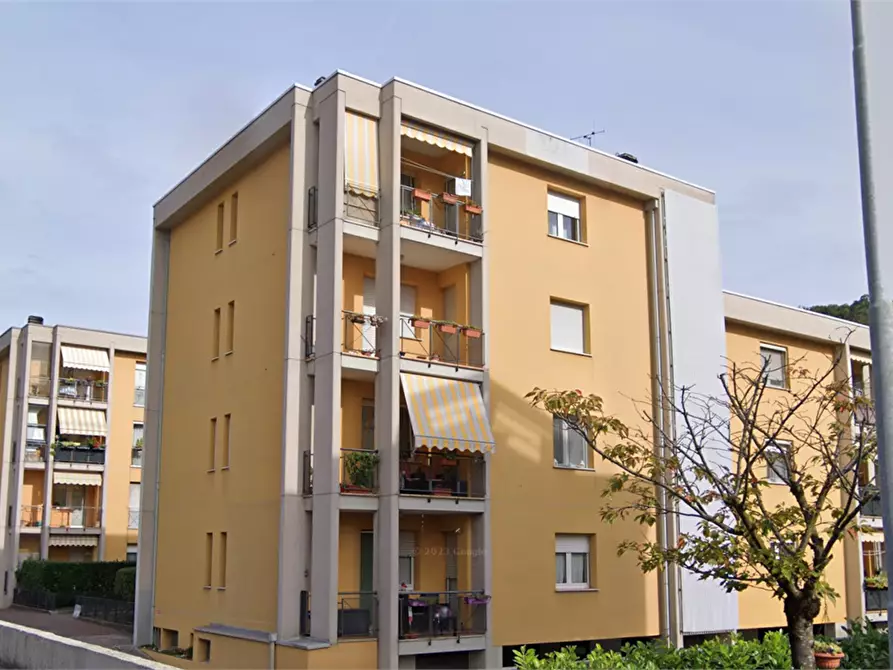 Immagine 5 di Appartamento in vendita  in Via Antonio Pacinotti  a Valdagno