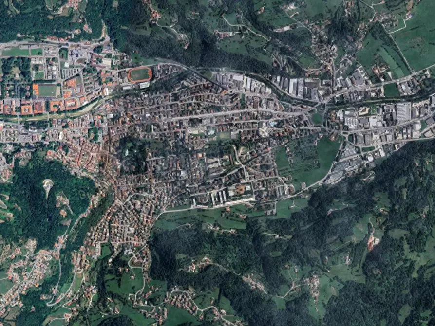 Immagine 28 di Appartamento in vendita  in Via Antonio Pacinotti  a Valdagno