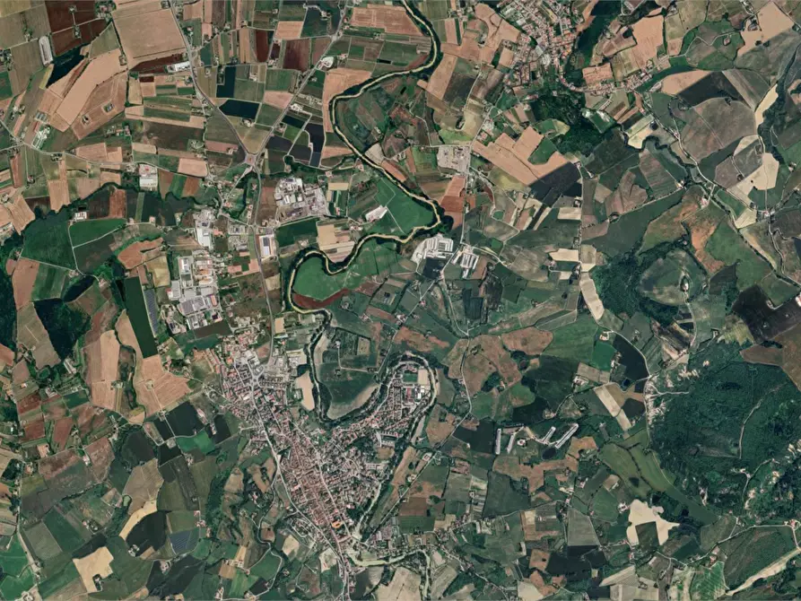 Immagine 18 di Stabile in vendita  in  Via Roma a Meldola