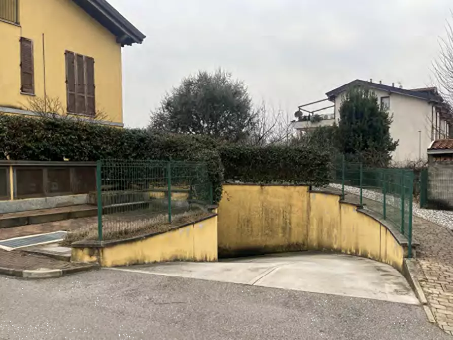 Immagine 6 di Appartamento in vendita  in Via Camerlata a Lurago D'erba