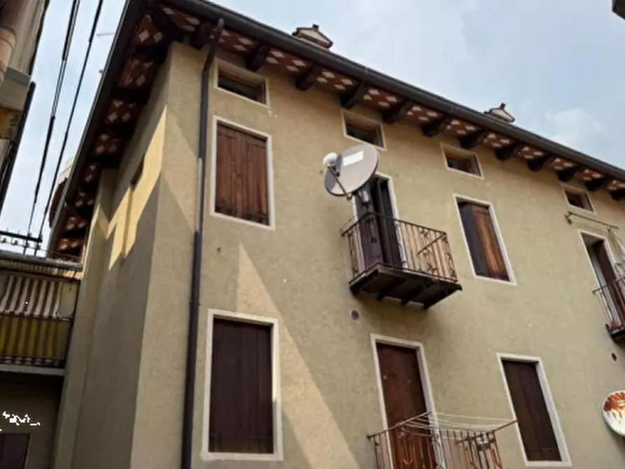 Immagine 1 di Appartamento in vendita  in Vicolo della Giasara  a Schio