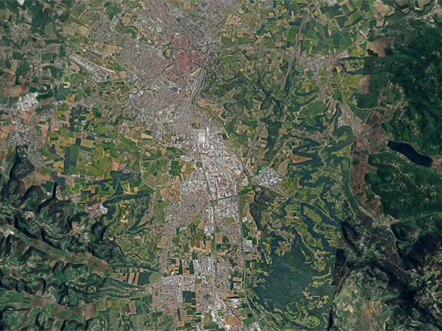 Immagine 16 di Appartamento in vendita  in Via Ferreto de Ferreti a Vicenza