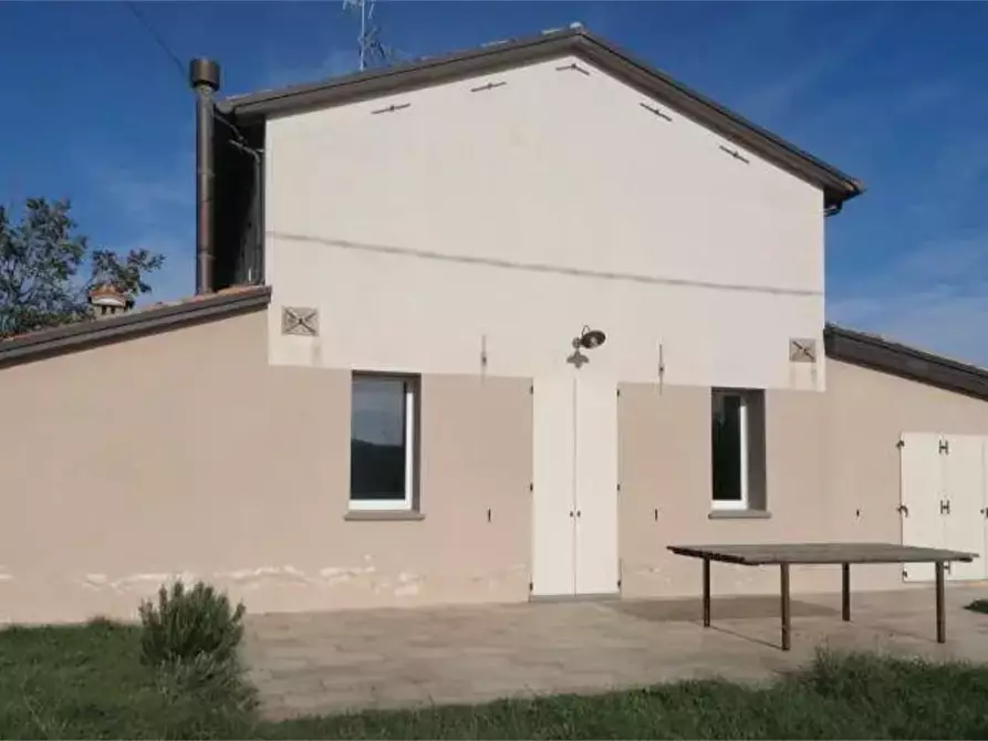 Immagine 1 di Casa indipendente in vendita  in Via Ceparano a Brisighella