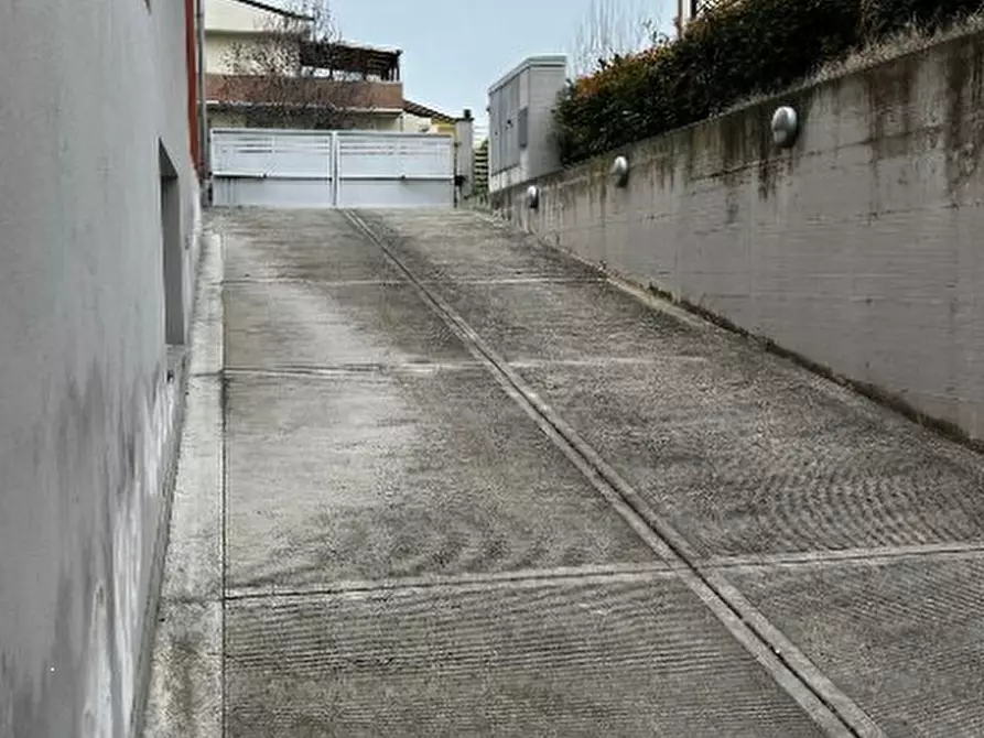 Immagine 5 di Ufficio in vendita  in Via Carlo Armellini  a Forli'