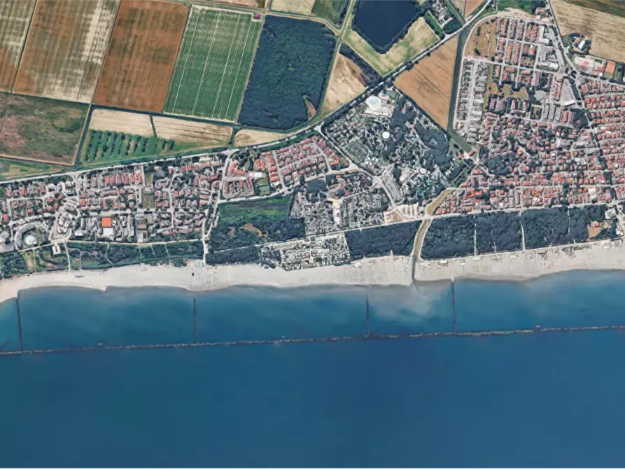 Immagine 10 di Appartamento in vendita  in Viale Giotto a Ravenna