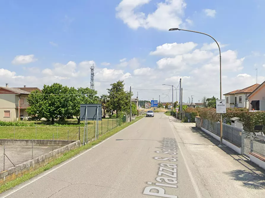 Immagine 17 di Appartamento in vendita  in Piazza San Sebastiano a Badia Polesine