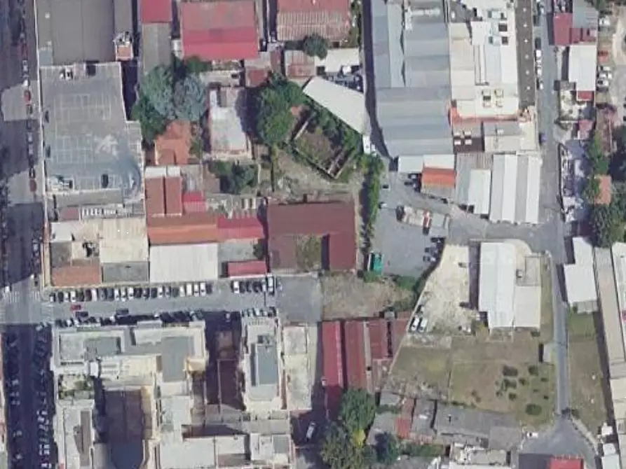 Immagine 11 di Negozio in vendita  in Via Edoardo Scarfoglio a Roma