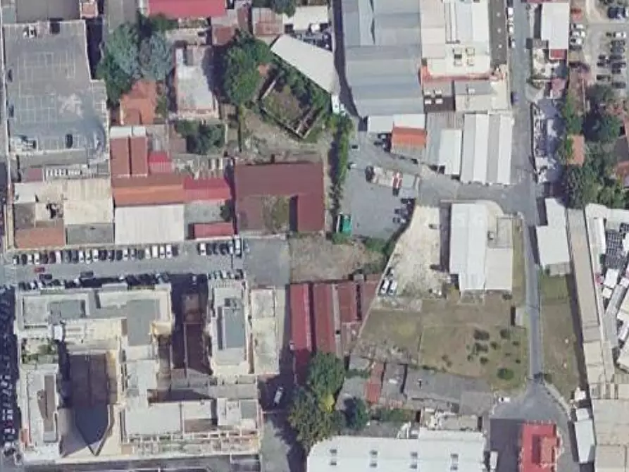 Immagine 13 di Negozio in vendita  in Via Edoardo Scarfoglio a Roma