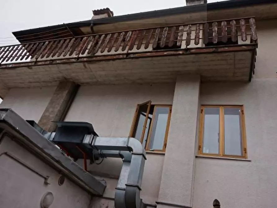 Immagine 7 di Porzione di casa in vendita  in Via Gisbenti a Valli Del Pasubio