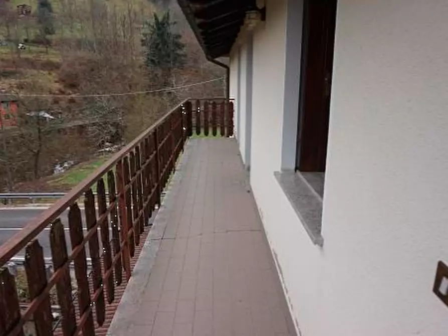 Immagine 20 di Porzione di casa in vendita  in Via Gisbenti a Valli Del Pasubio