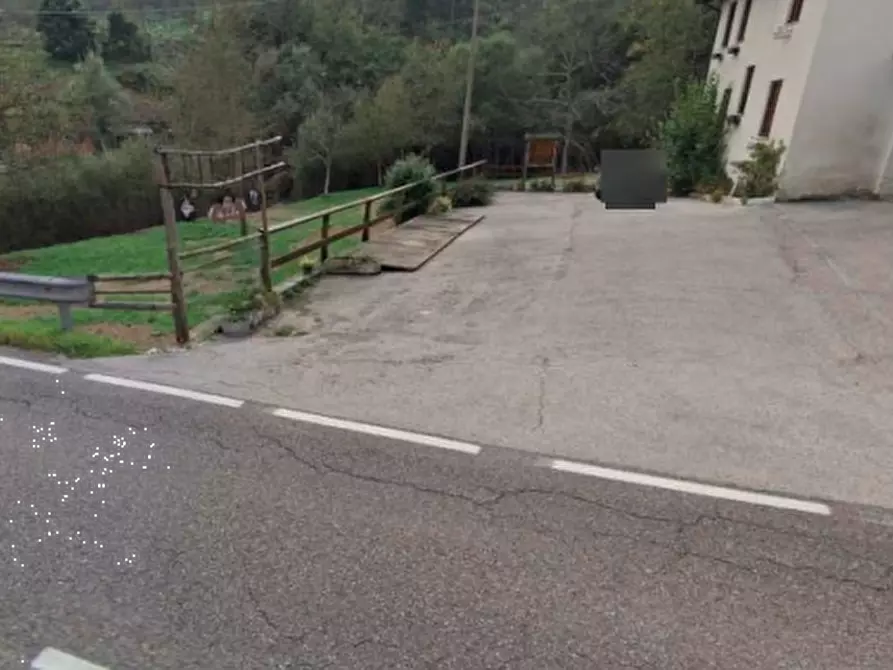 Immagine 23 di Porzione di casa in vendita  in Via Gisbenti a Valli Del Pasubio