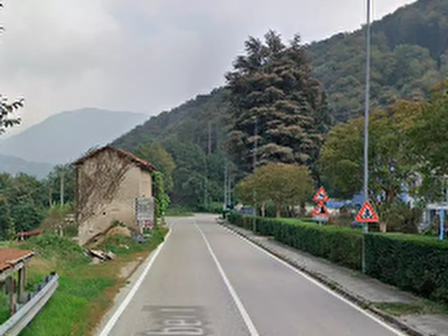 Immagine 24 di Porzione di casa in vendita  in Via Gisbenti a Valli Del Pasubio