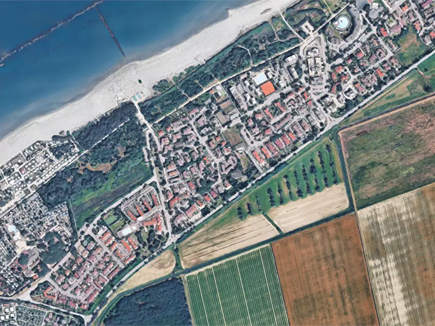 Immagine 5 di Appartamento in vendita  in Viale Giotto a Ravenna