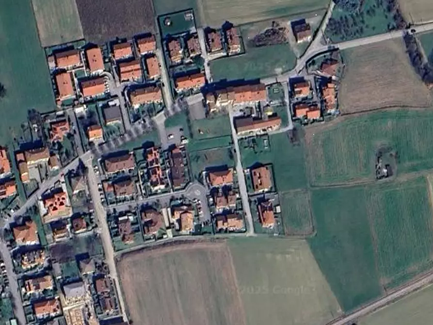 Immagine 17 di Negozio in vendita  in Via Trento a San Felice Del Benaco