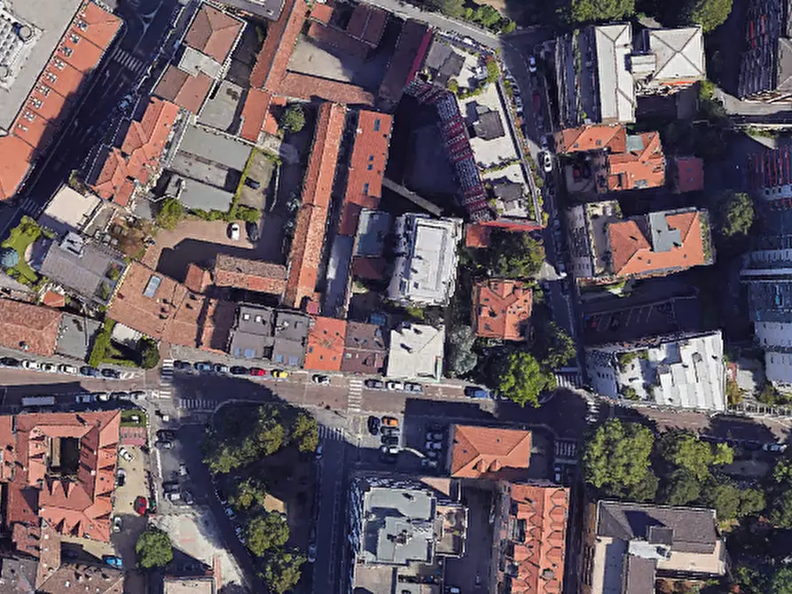 Immagine 12 di Appartamento in vendita  in Via Vincenzo Dandolo a Varese