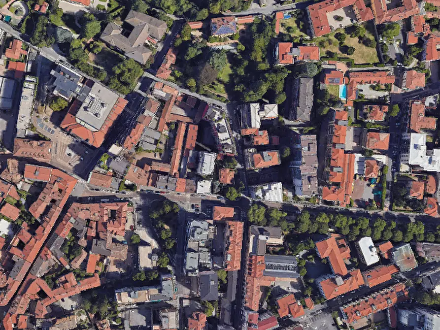 Immagine 13 di Appartamento in vendita  in Via Vincenzo Dandolo a Varese