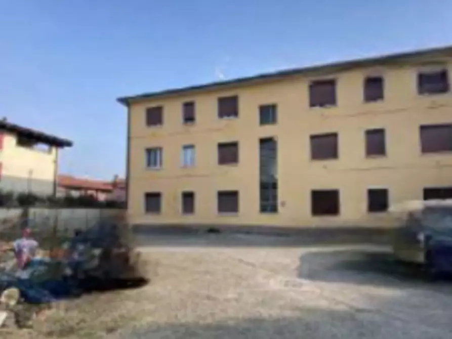 Immagine 3 di Appartamento in vendita  in Via L. Gigli a Rovato