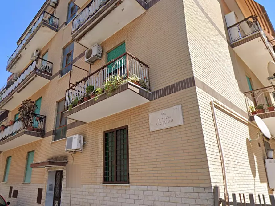 Immagine 4 di Appartamento in vendita  in Via di Vigna Ceccarelli a Roma