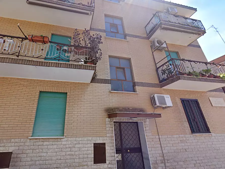 Immagine 3 di Appartamento in vendita  in Via di Vigna Ceccarelli a Roma
