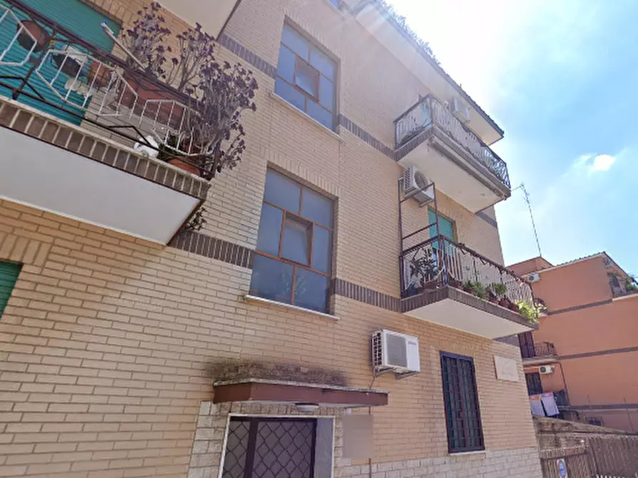 Immagine 1 di Appartamento in vendita  in Via di Vigna Ceccarelli a Roma
