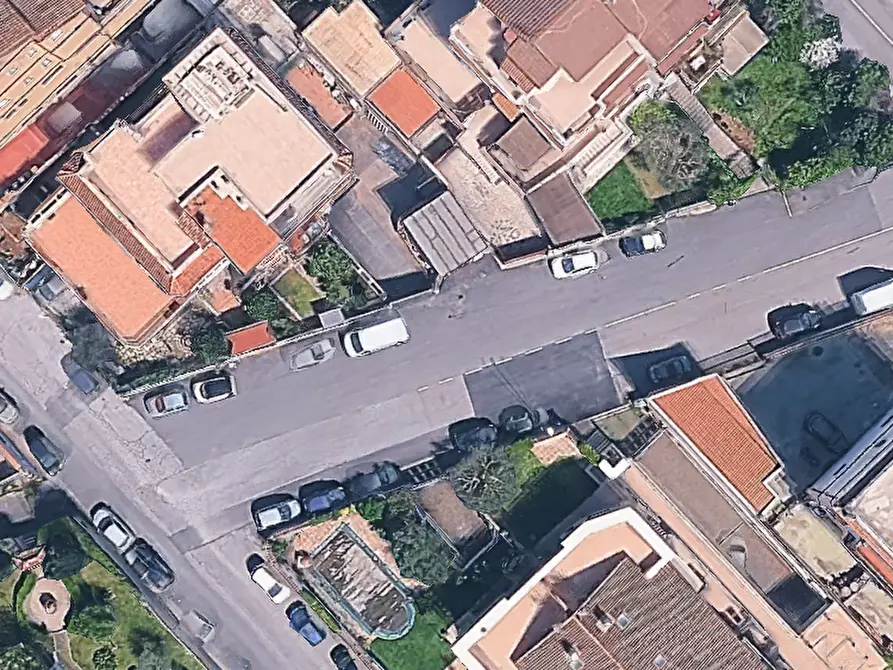 Immagine 5 di Appartamento in vendita  in Via Nociglia a Roma