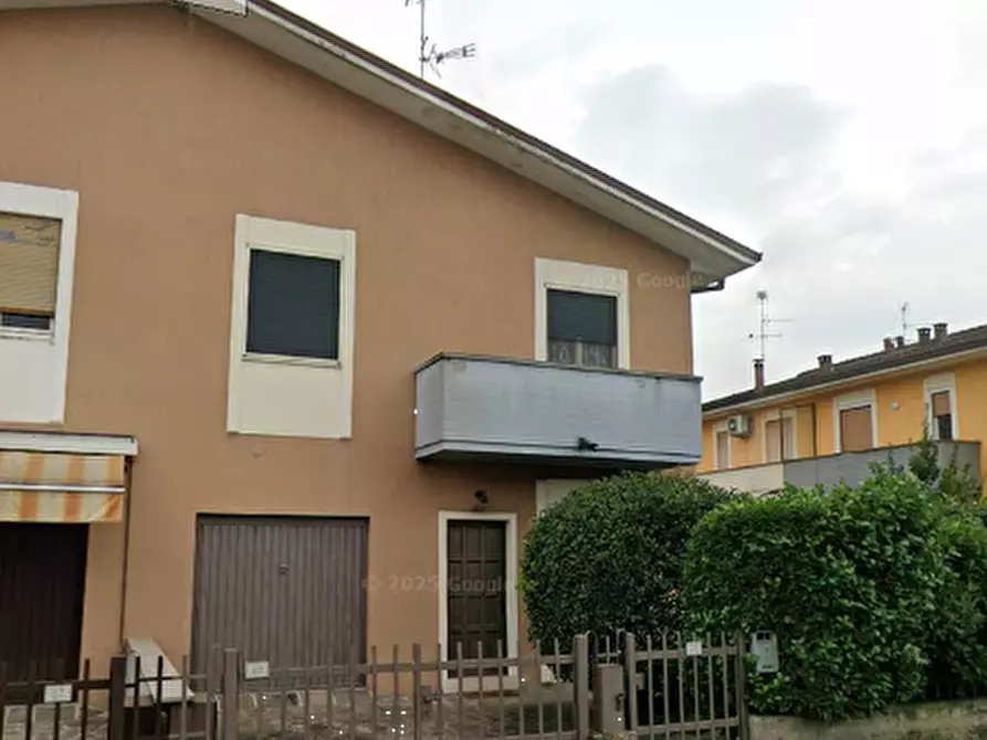 Immagine 2 di Appartamento in vendita  in Via Internazionale a Orzinuovi