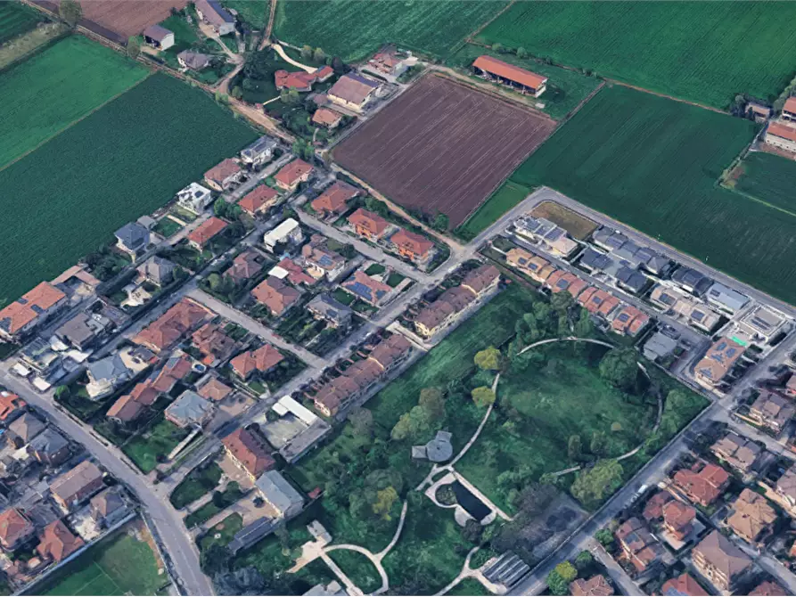 Immagine 1 di Garage in vendita  in Via San Rocco  a Castrezzato