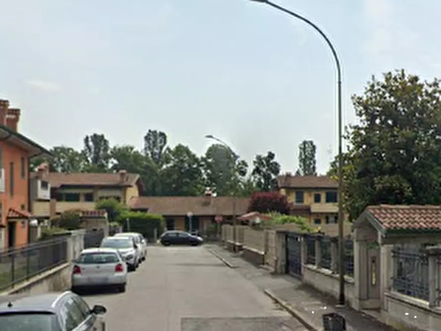 Immagine 8 di Garage in vendita  in Via San Rocco  a Castrezzato